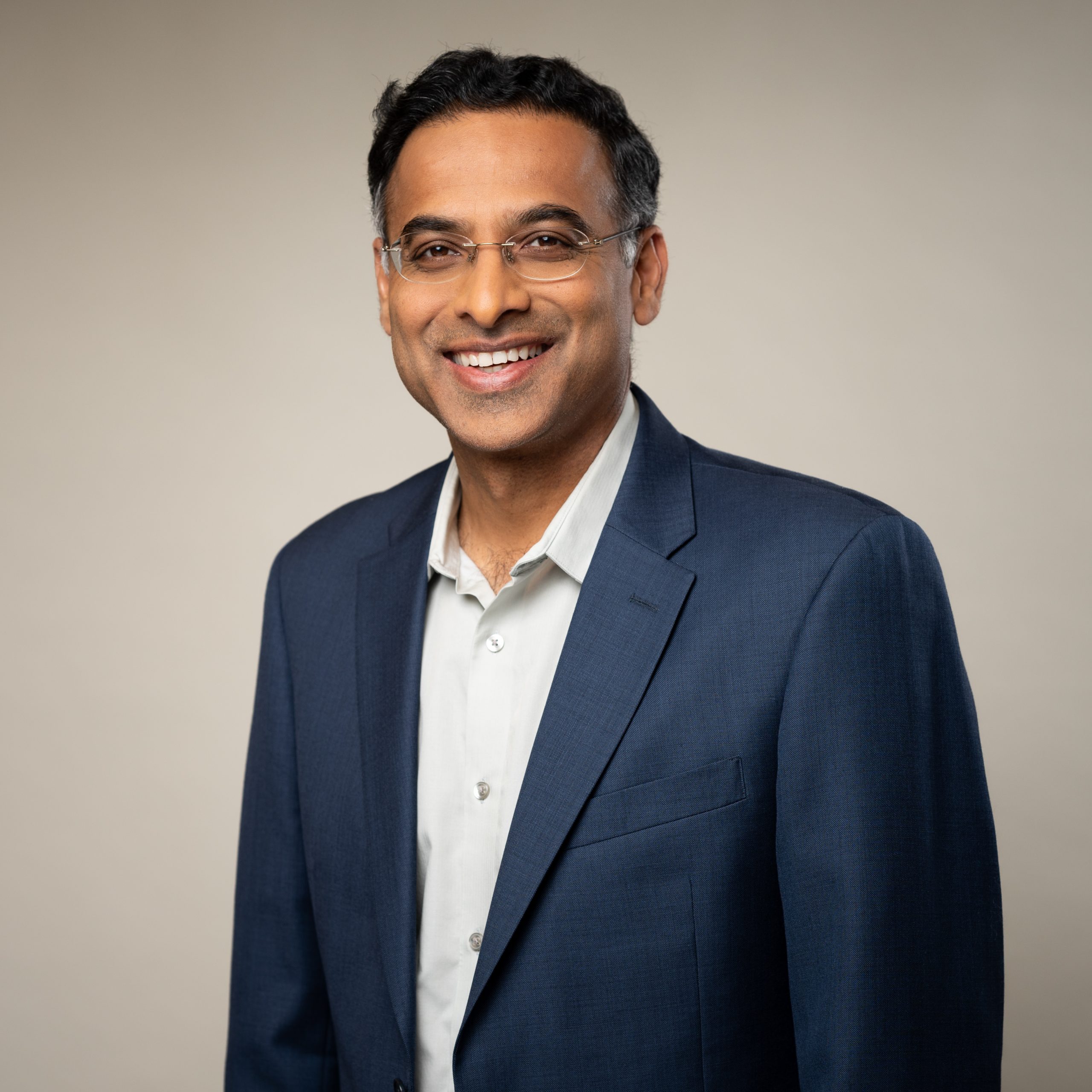 Anand Oswal Bio